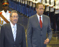 Cuban President Raul Castro received Jamaican Prime Minister Bruce Golding